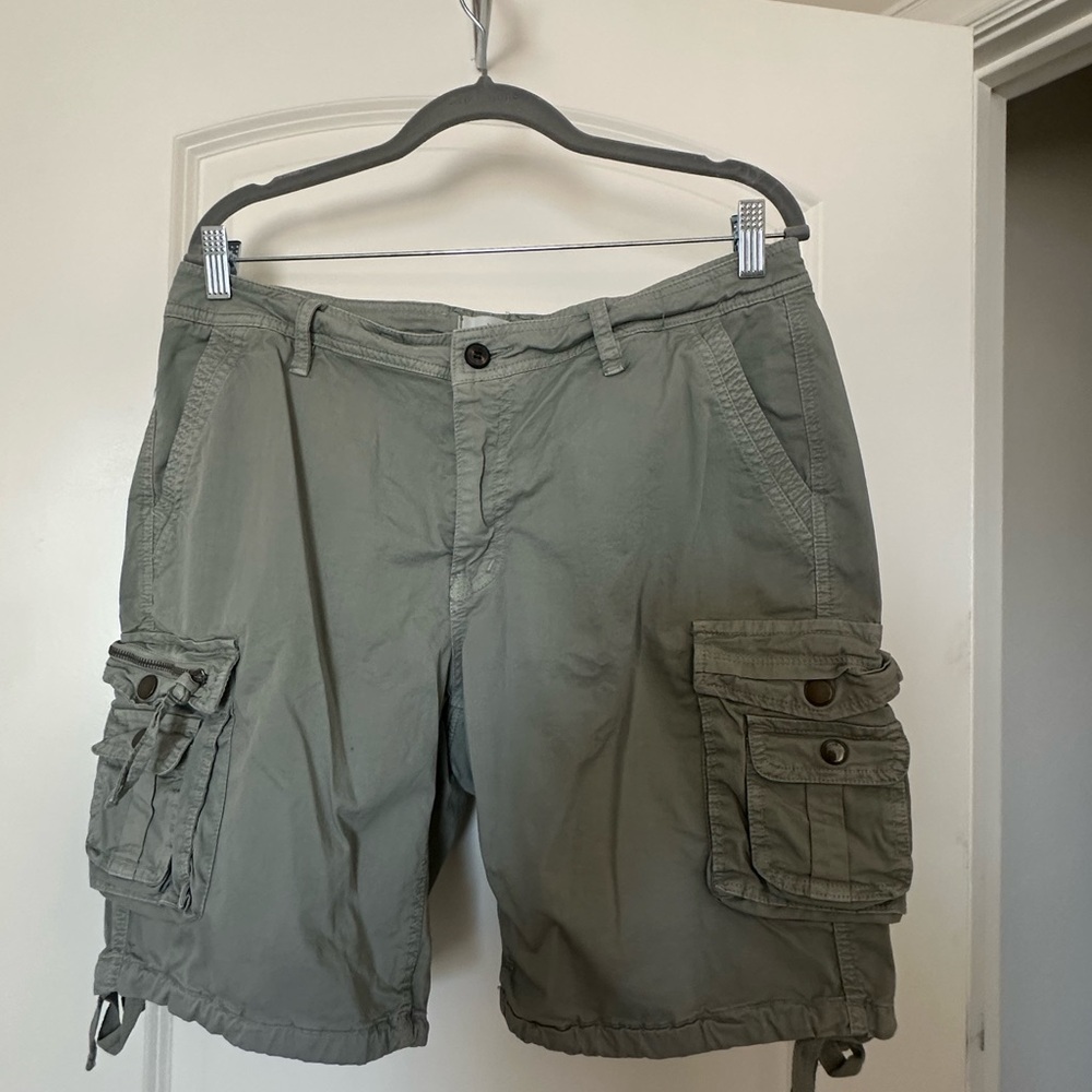 Women’s Olive Cargo Shorts